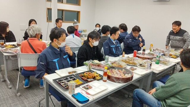 新年会を開催しました